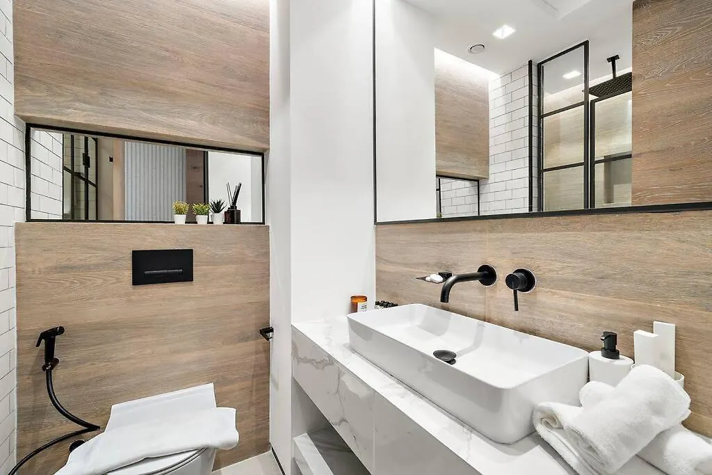 First Class 3Br Lively Sanctuary Dubai United Arab Emirates