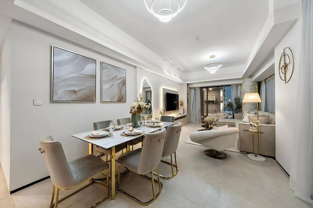 First Class 3Br Lively Sanctuary Dubai Apartment
