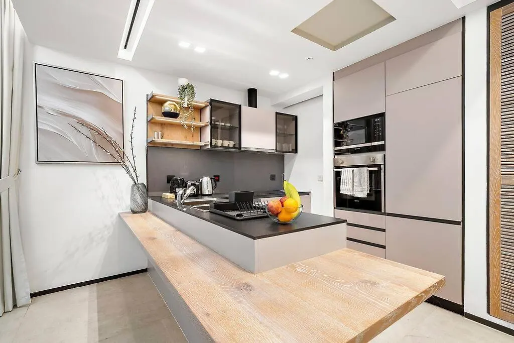 Apartment First Class 3Br Lively Sanctuary Dubai