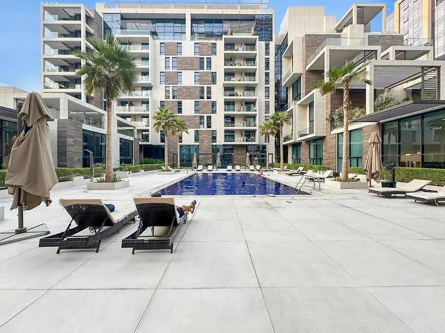 First Class 3Br Lively Sanctuary Dubai 0*,  United Arab Emirates