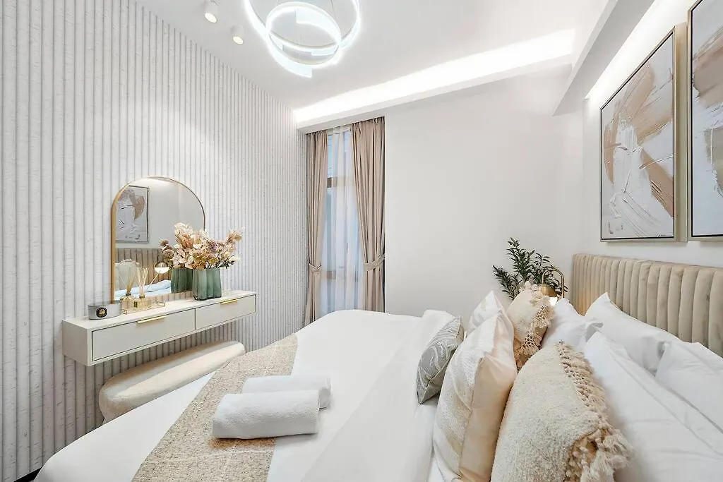 First Class 3Br Lively Sanctuary Dubai